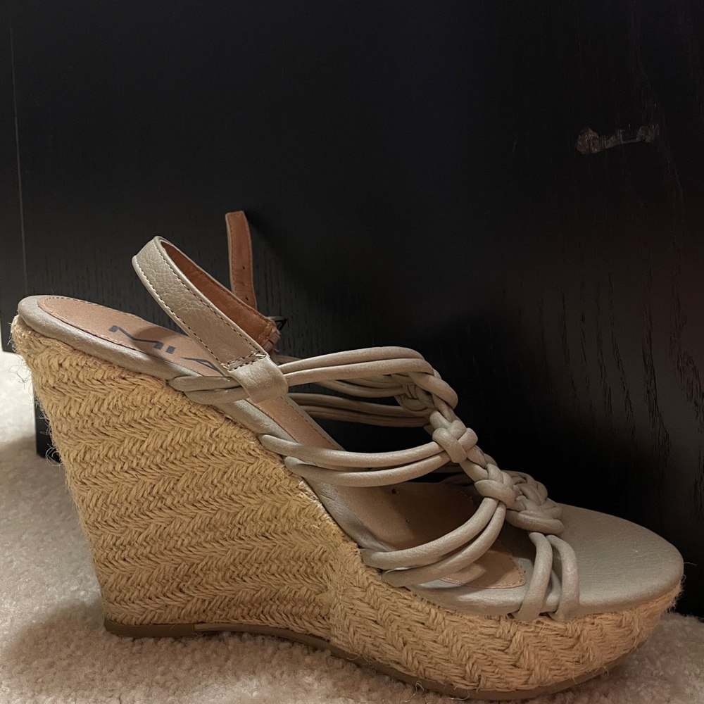 Wedges - Picture 3 of 3